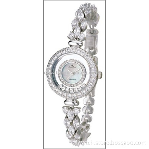 AN025 watch